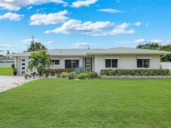5236 Elm CT , CAPE CORAL, FL 33904