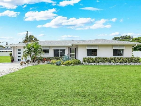 5236 Elm CT , CAPE CORAL, FL 33904
