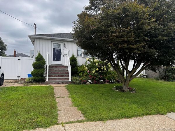 3318 MURDOCK Avenue , Oceanside, NY 11572
