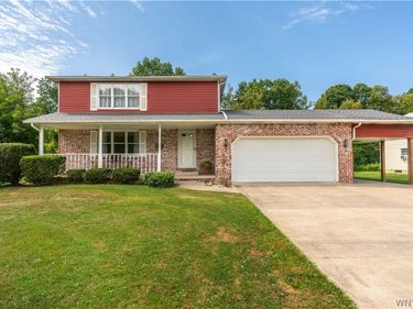 20 Glendale Terrace, Orchard Park, NY 14127