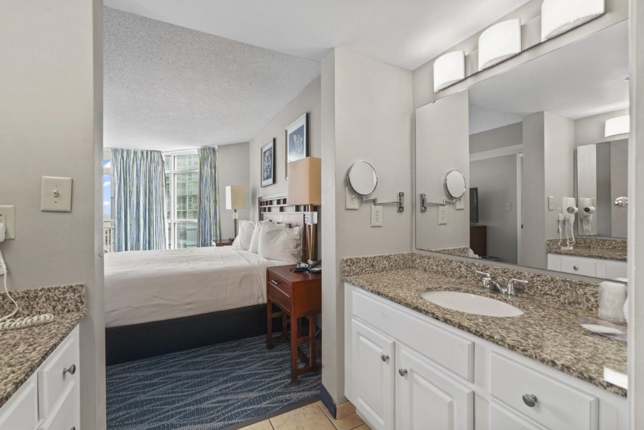 5300 N Ocean Blvd. Photo 15