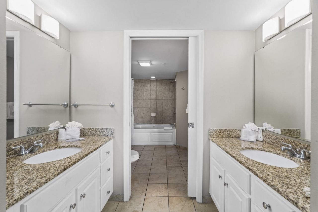 5300 N Ocean Blvd. Photo 16