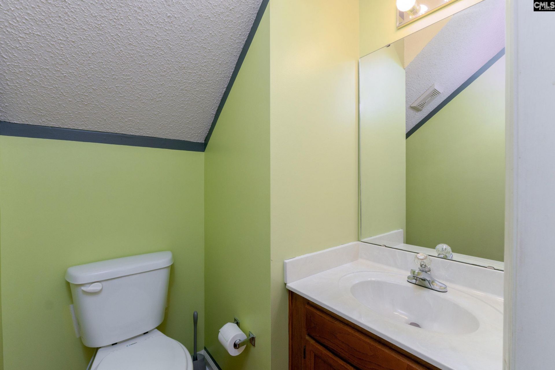 38 Dovecreek Drive  Photo 26