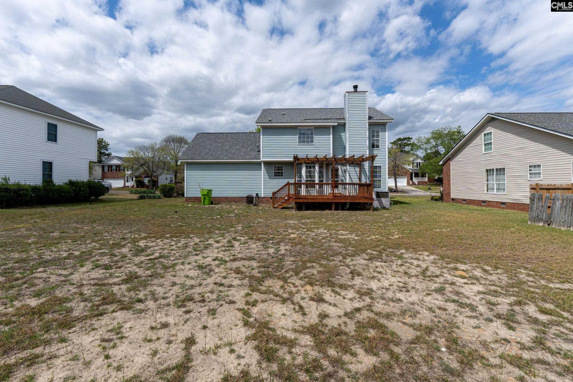 38 Dovecreek Drive  Photo 4