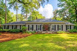 108 President Circle photo 4