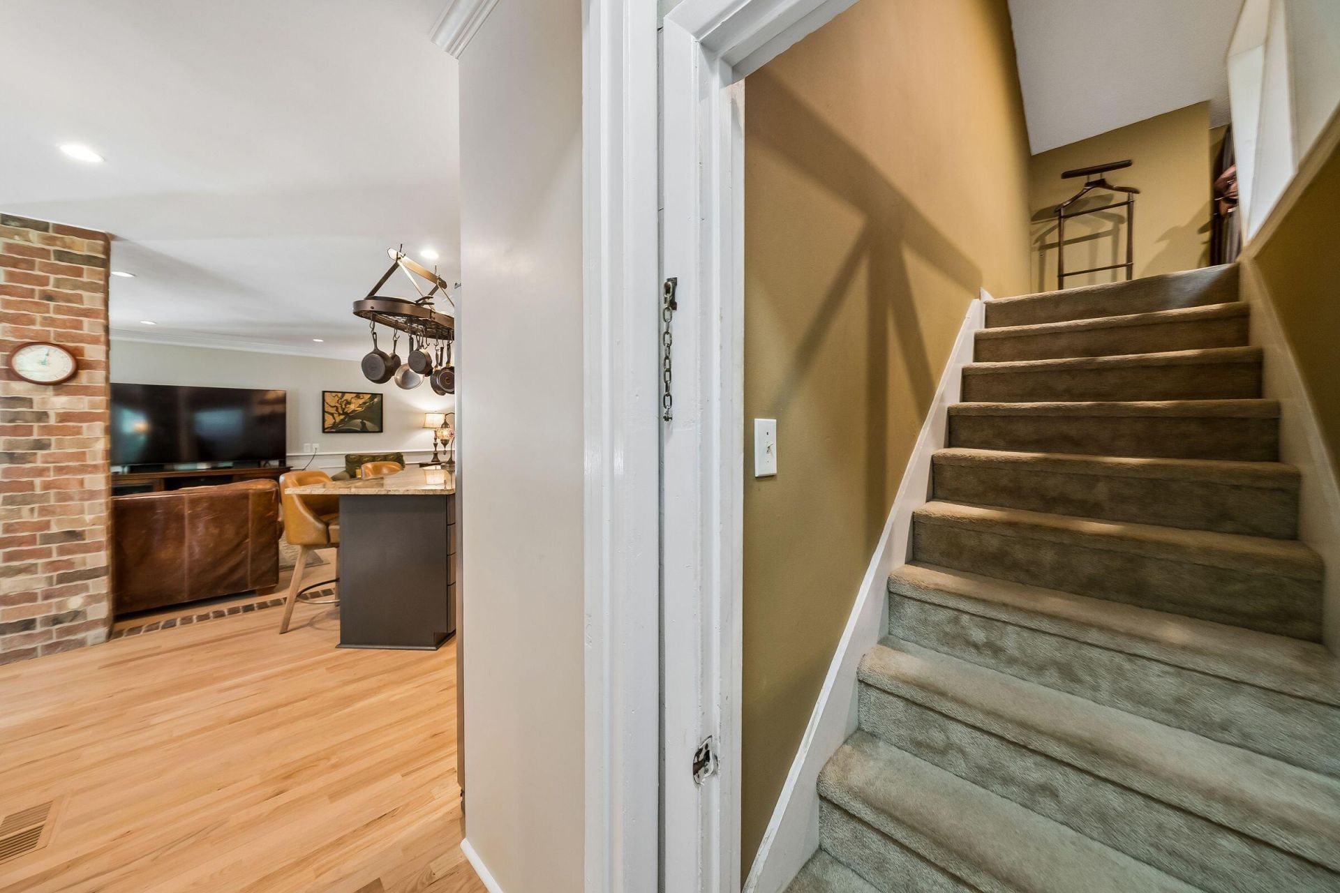 108 President Circle Photo 25