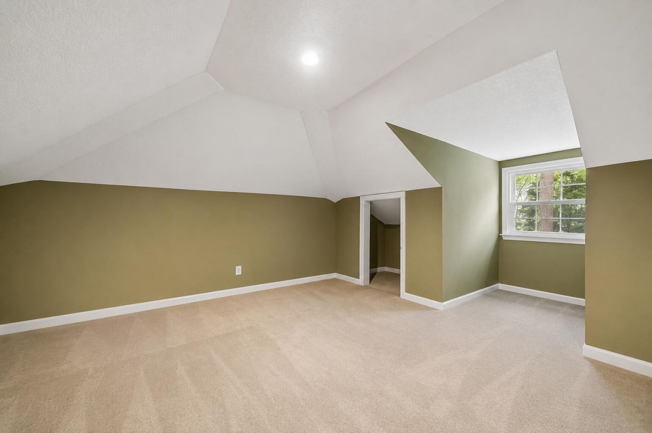 108 President Circle Photo 26