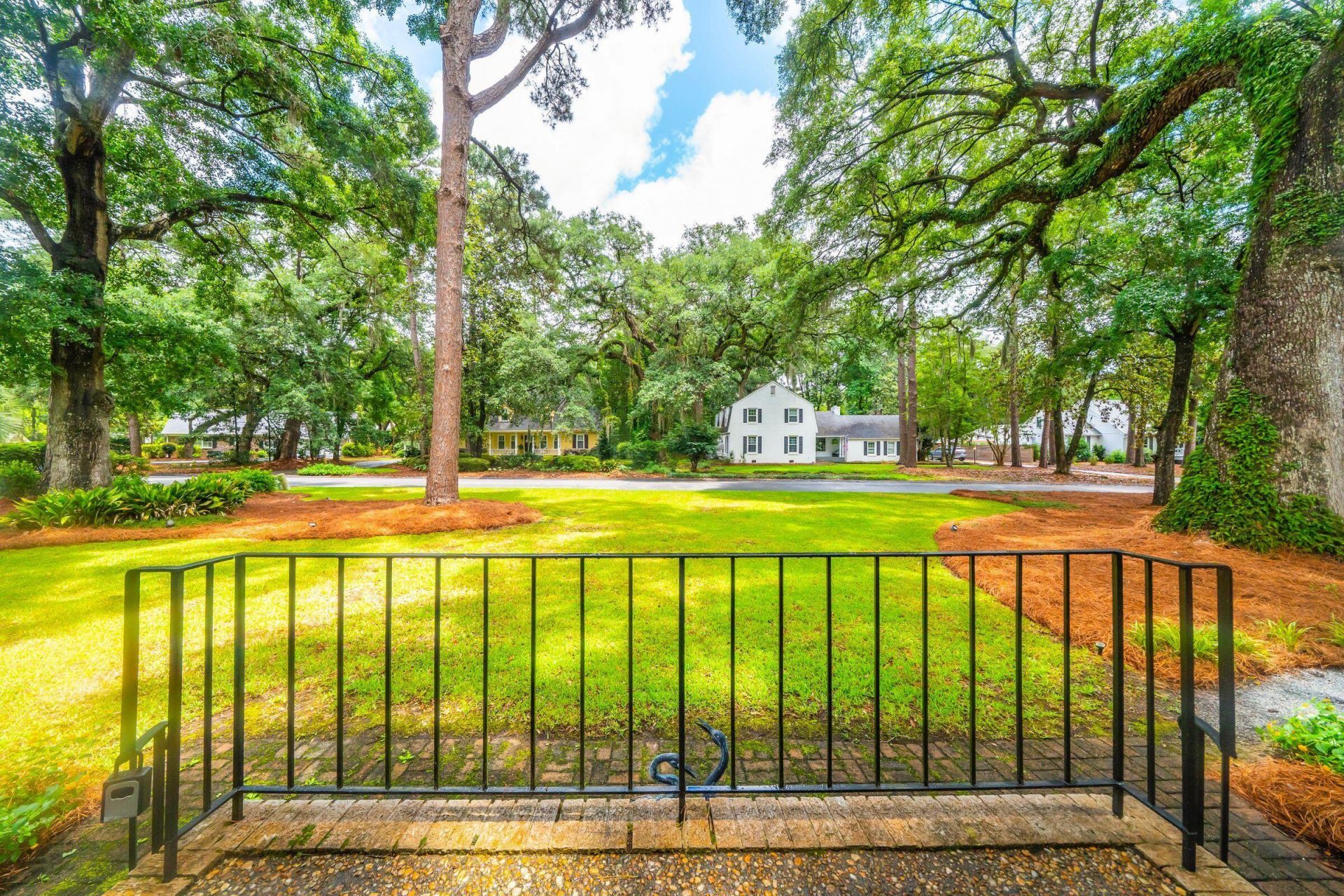 108 President Circle Photo 4