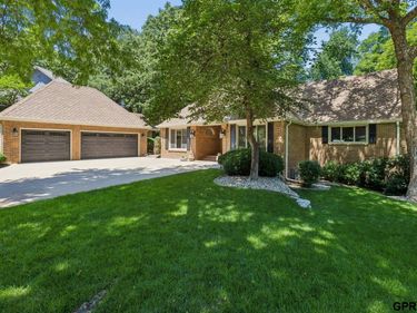 2623 S 96 Circle, Omaha, NE 68124