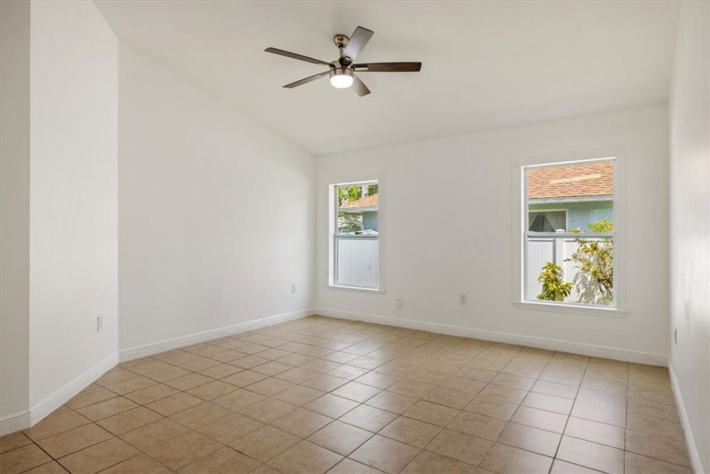 1297 10th Court Sw, Vero Beach, FL 32962 Photo