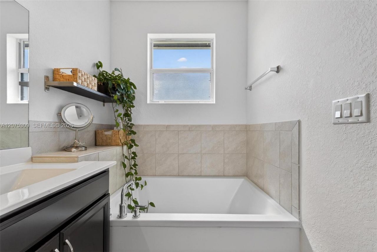 27884 SW 133rd Path , Unit 27884, Homestead, FL 33032 Photo