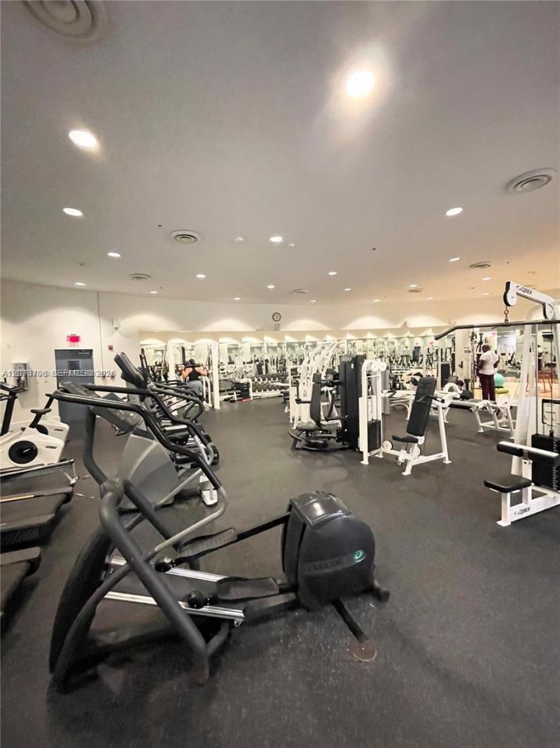 5600 Collins Ave, Unit 16P, Miami Beach, FL 33140 Photo