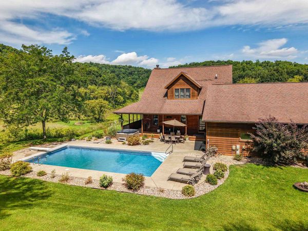 S11525 Weidner Road, Spring Green, WI 53588
