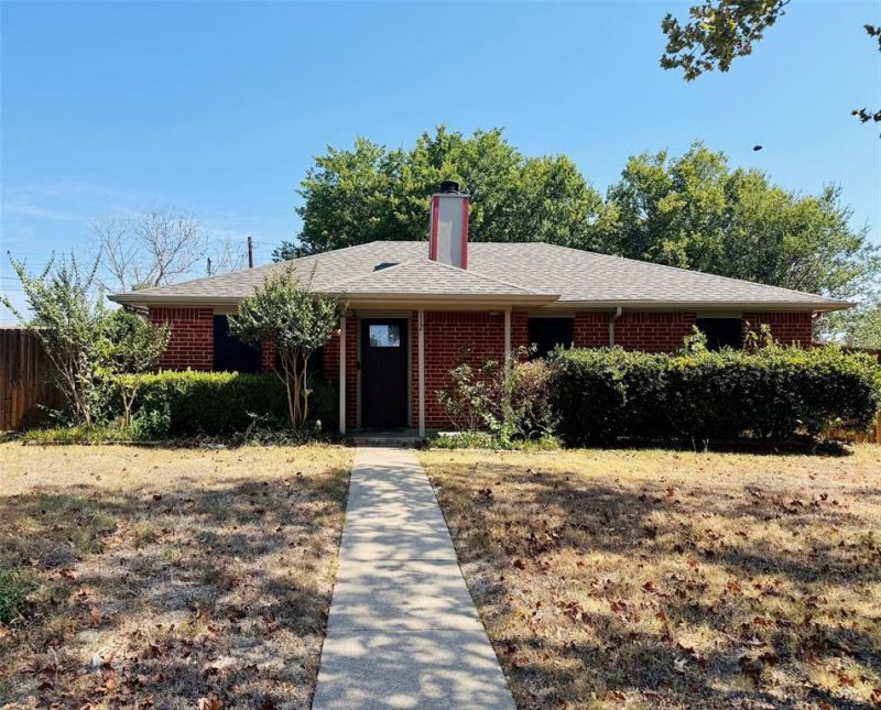112 Lawndale Drive, Waxahachie, TX 75165 Main Photo