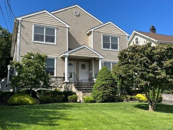 45 Avenue A , Unit A, Port Washington, NY 11050