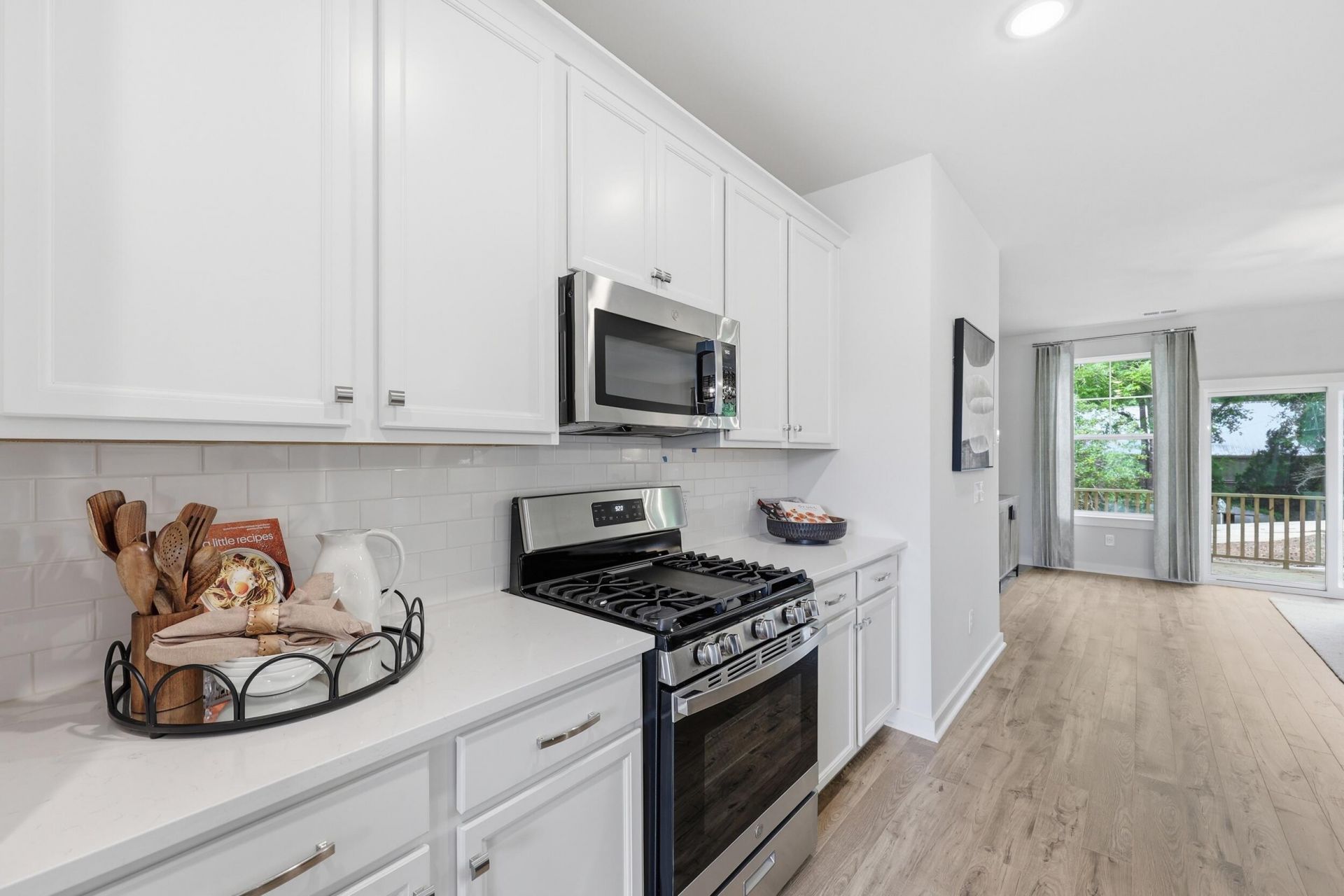 140 Fernbank Road Photo 11