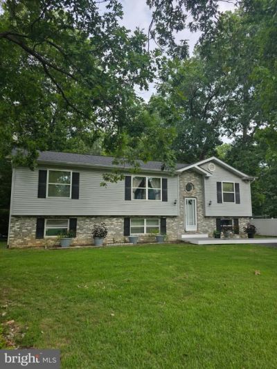 12120 LONG WOLF LANE , LUSBY, MD 20657