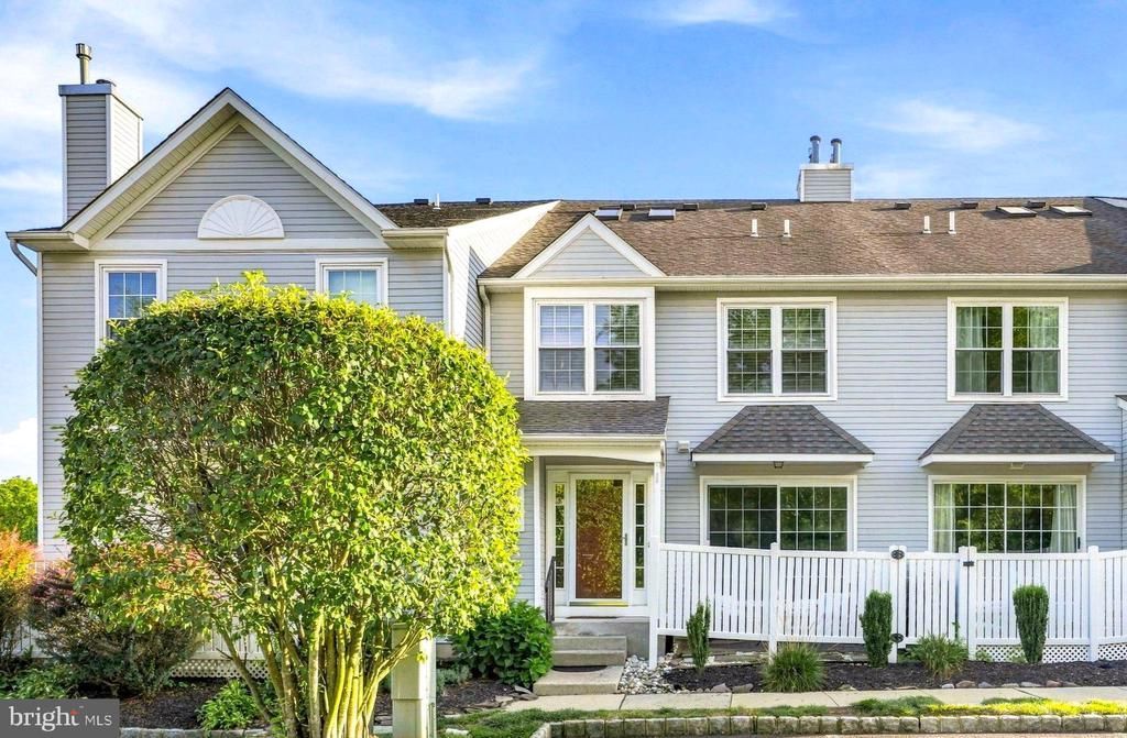 322 EAGLE CT, JAMISON, PA 18929
