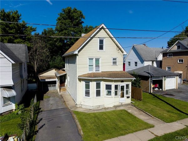 39 N Division Street , Auburn, NY 13021