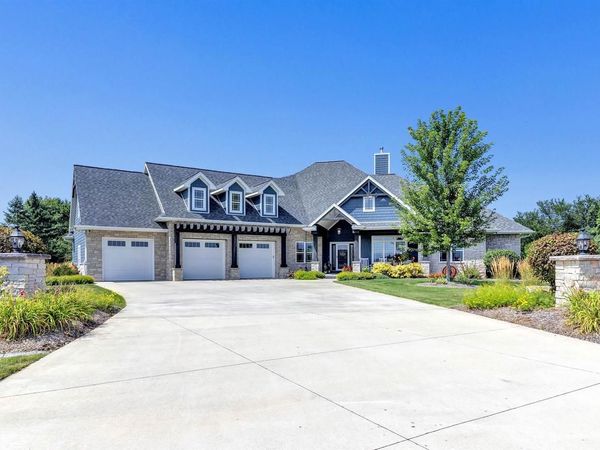 2836 OAK STREAM DRIVE, De Pere, WI 54115