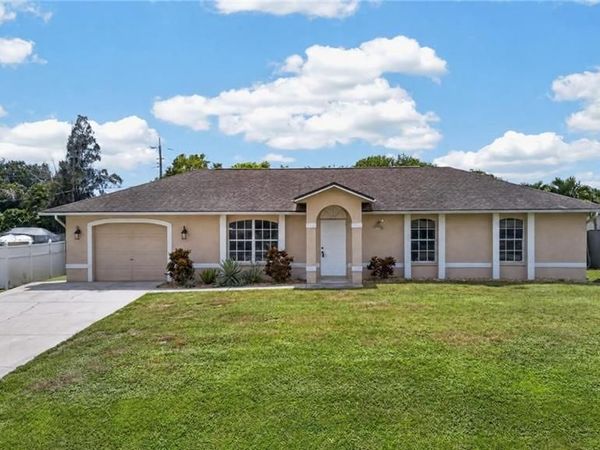 18560 Holly RD , FORT MYERS, FL 33967