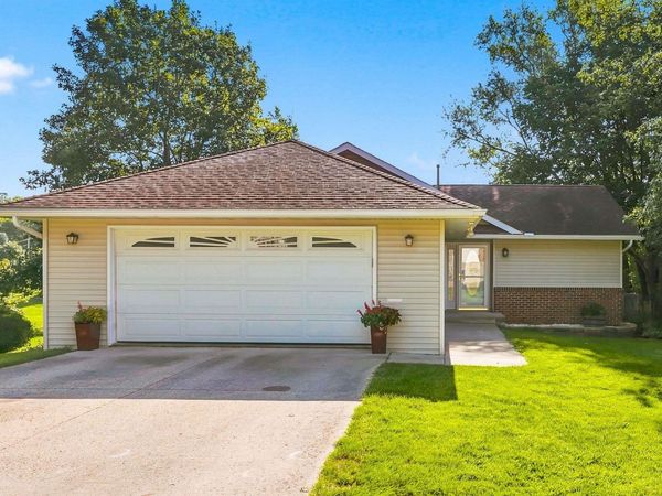 902 Rosa Drive, Decorah, IA 52101