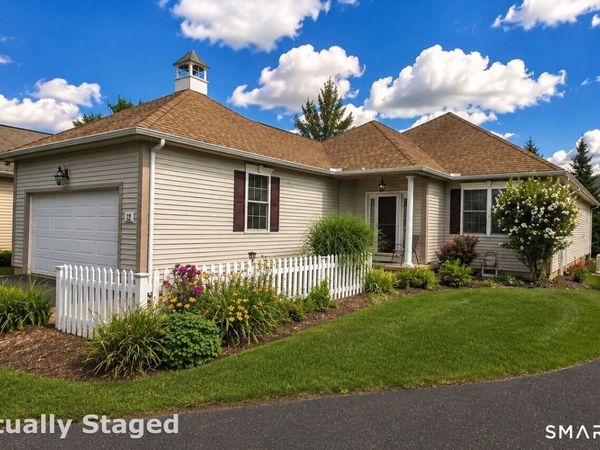 12 Ross, Unit 12, Windsor Locks, CT 06096
