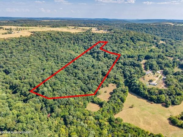 18026 N Skylight Mountain Road , Canehill, AR 72717