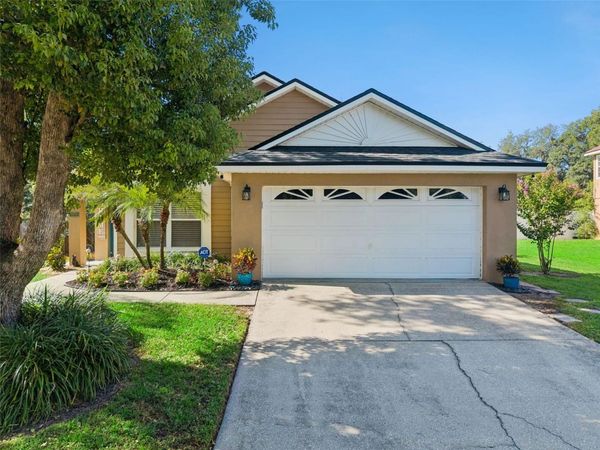 1038 ROYAL OAKS DRIVE , APOPKA, FL 32703