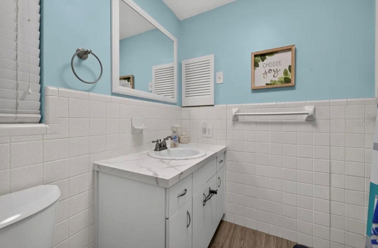 2266 Manor Court , Clearwater, FL 33763 Photo