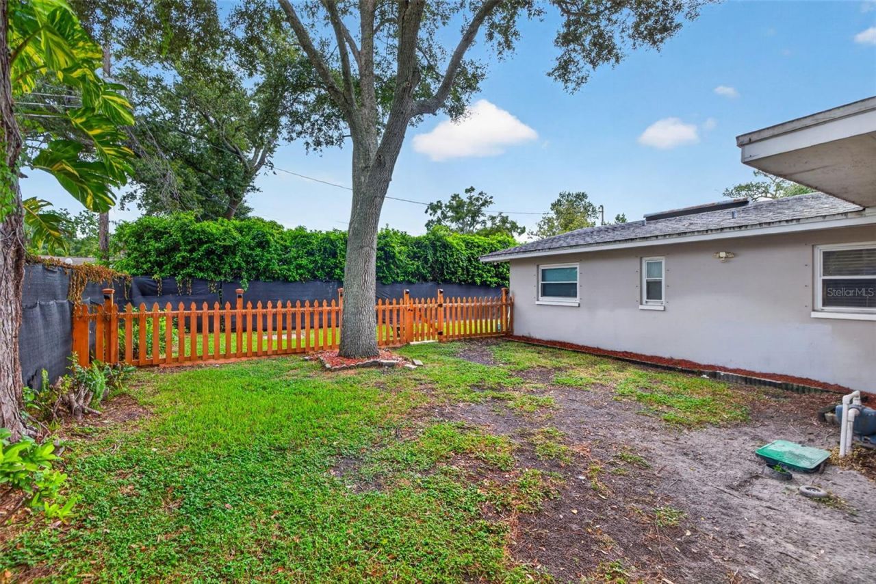 2266 Manor Court , Clearwater, FL 33763 Photo