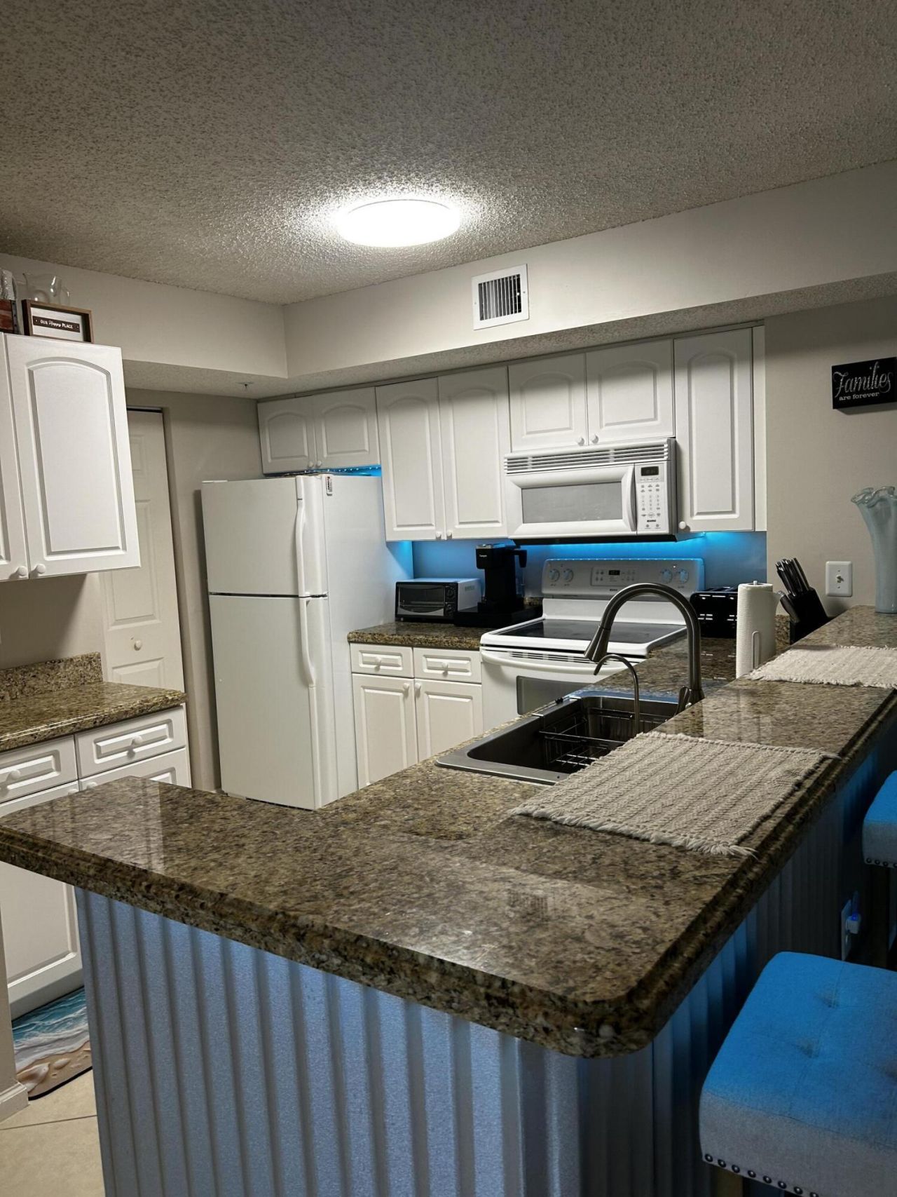 284 Village Boulevard, Unit 9207, Tequesta, FL 33469 Photo