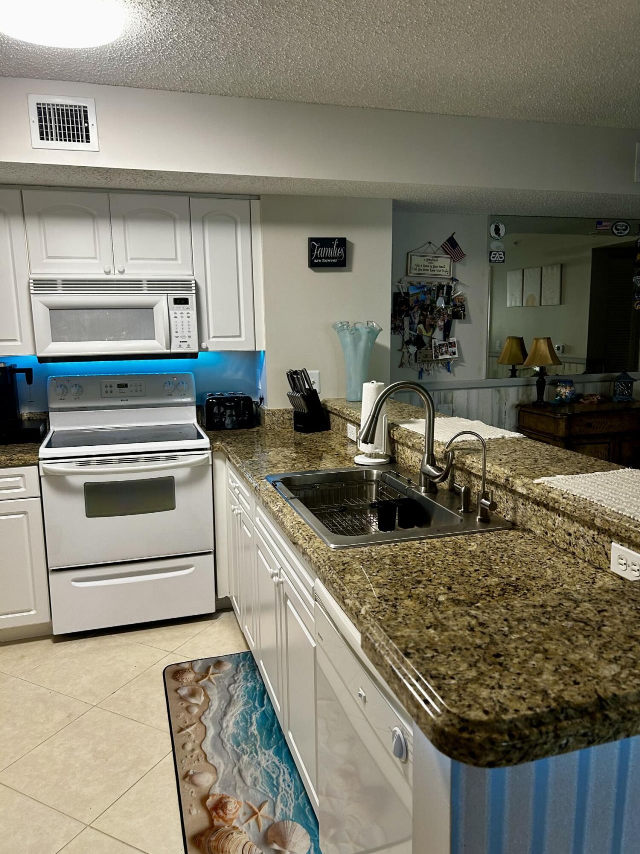284 Village Boulevard, Unit 9207, Tequesta, FL 33469 Photo