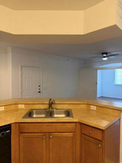 9825 Baywinds Boulevard, Unit 1105, West Palm Beach, FL 33411 Photo