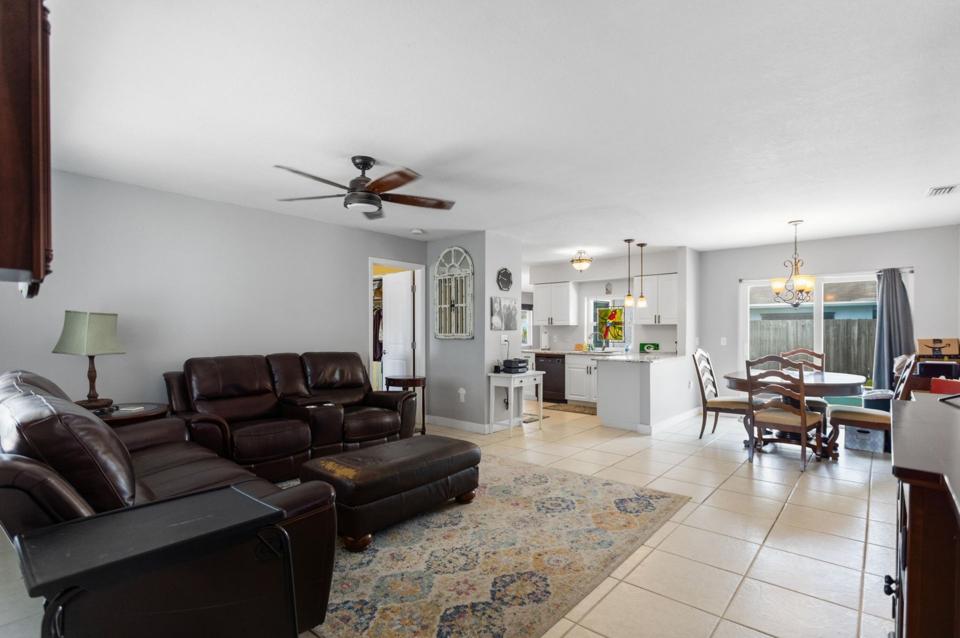 8621 NW 3rd Street, Pembroke Pines, FL 33024 Photo
