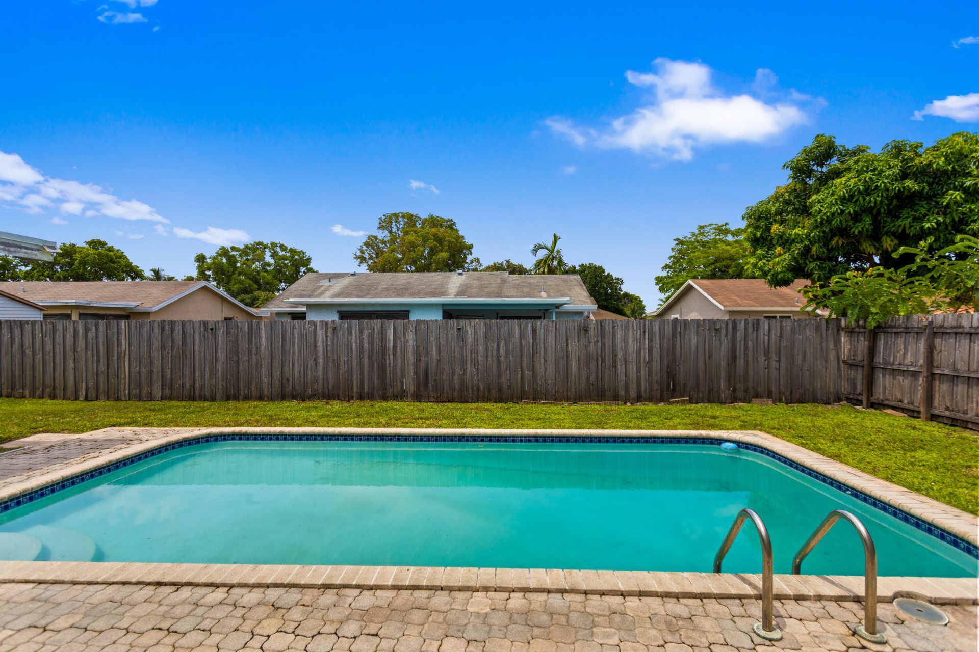 8621 NW 3rd Street, Pembroke Pines, FL 33024 Photo