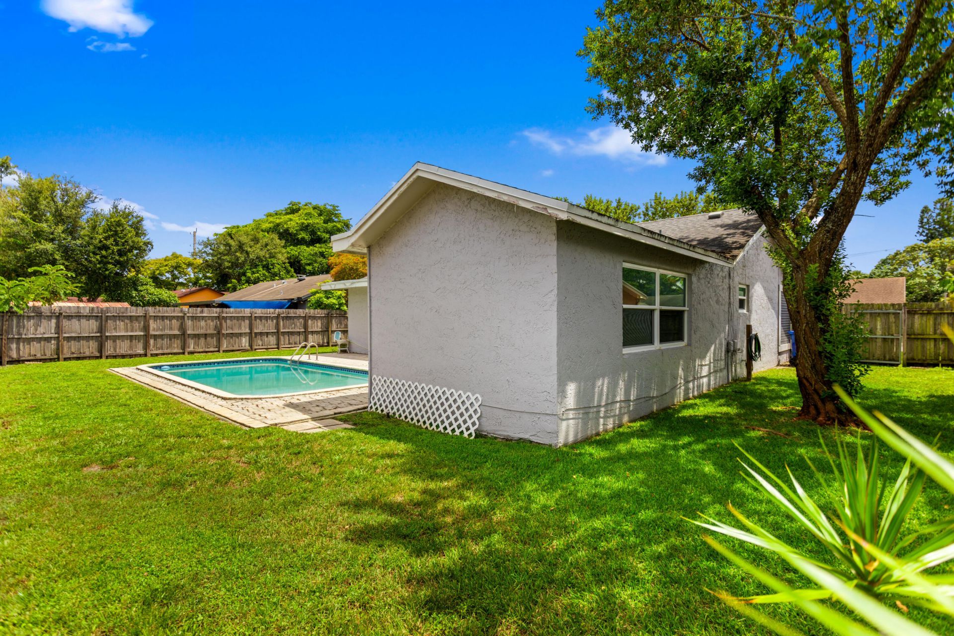 8621 NW 3rd Street, Pembroke Pines, FL 33024 Photo