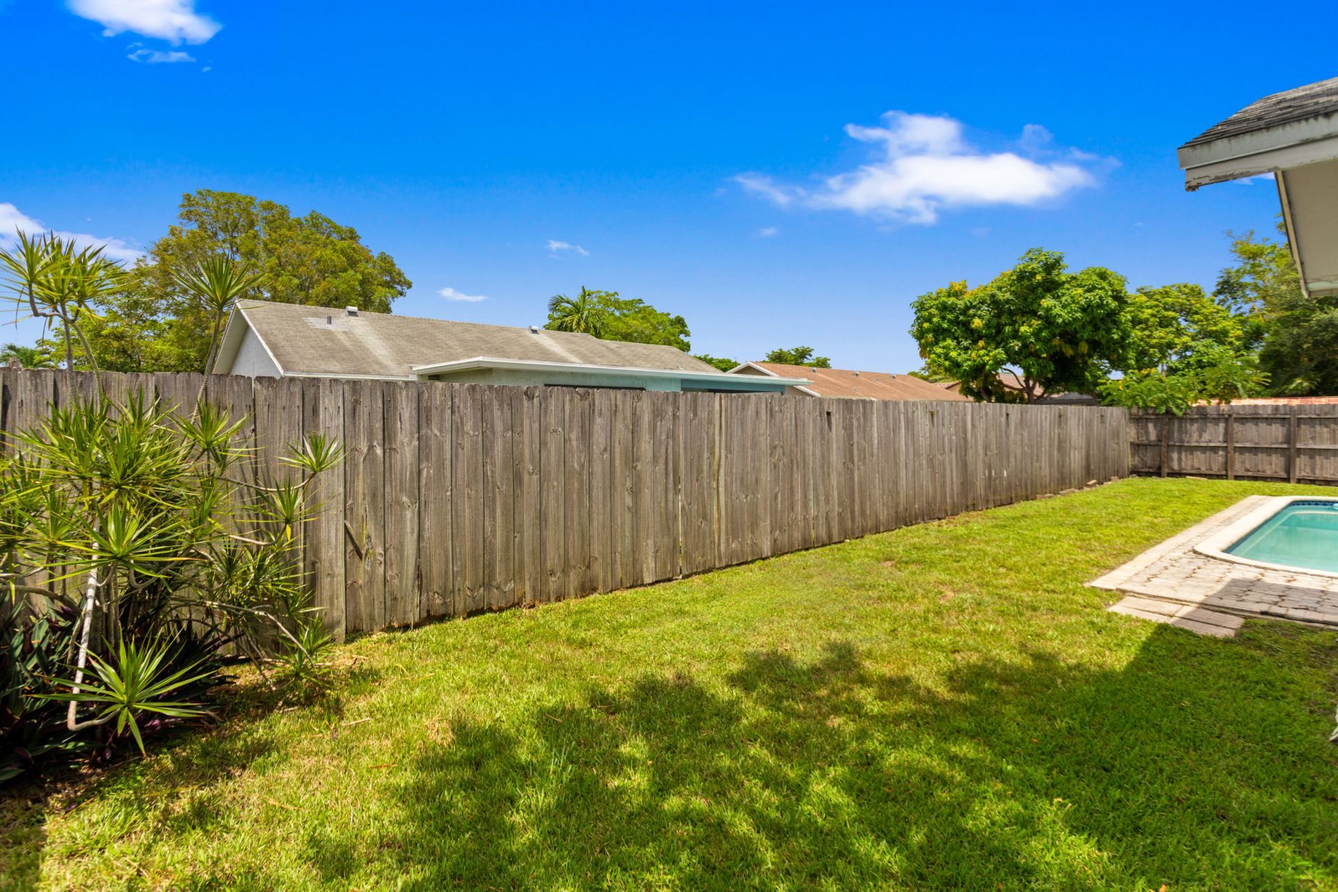 8621 NW 3rd Street, Pembroke Pines, FL 33024 Photo