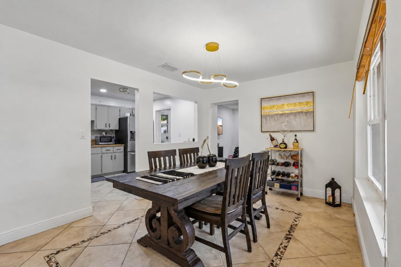 2075 SW 72nd Avenue, Davie, FL 33317 Photo