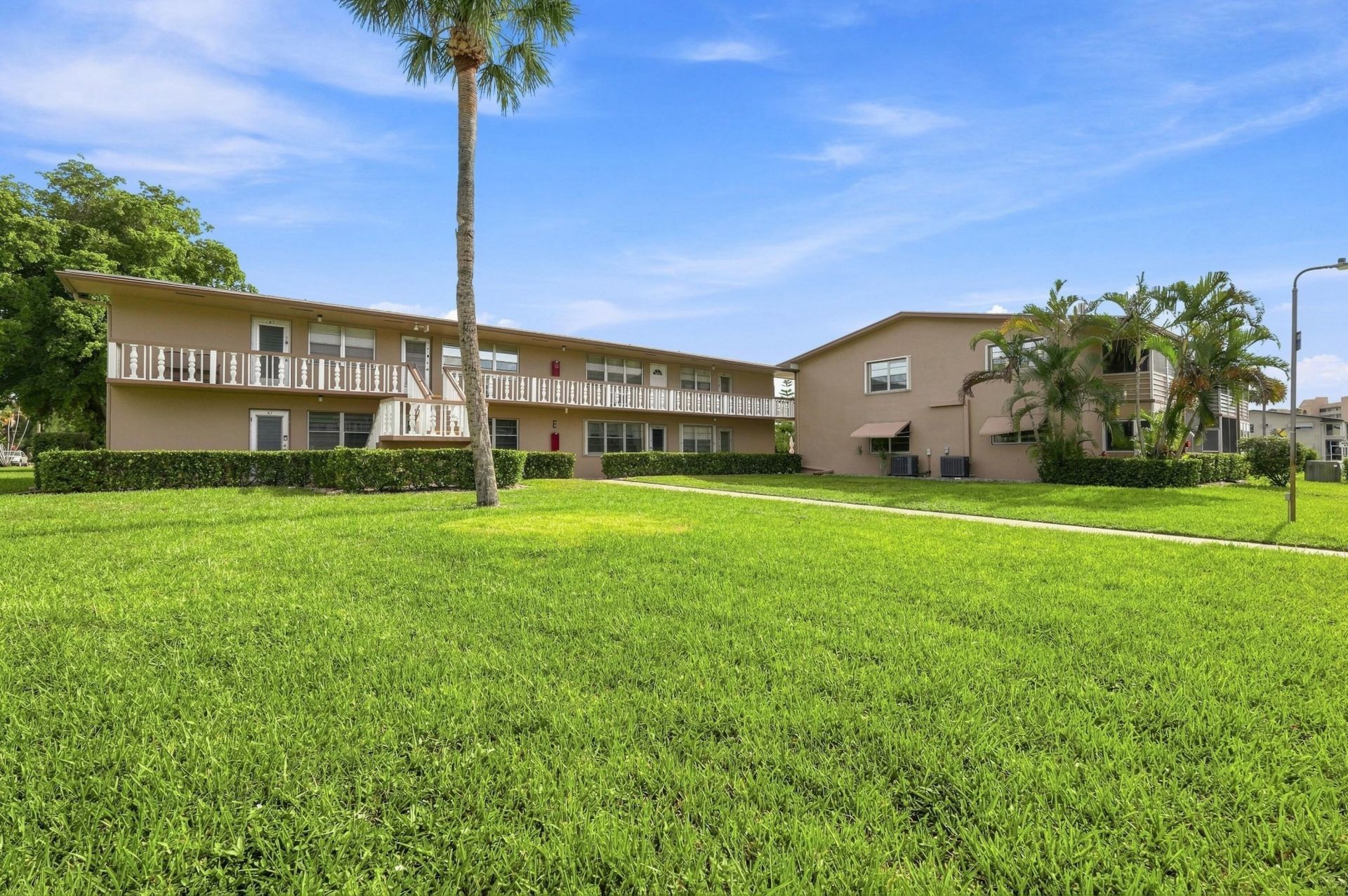 98 Norwich E, West Palm Beach, FL 33417 Photo
