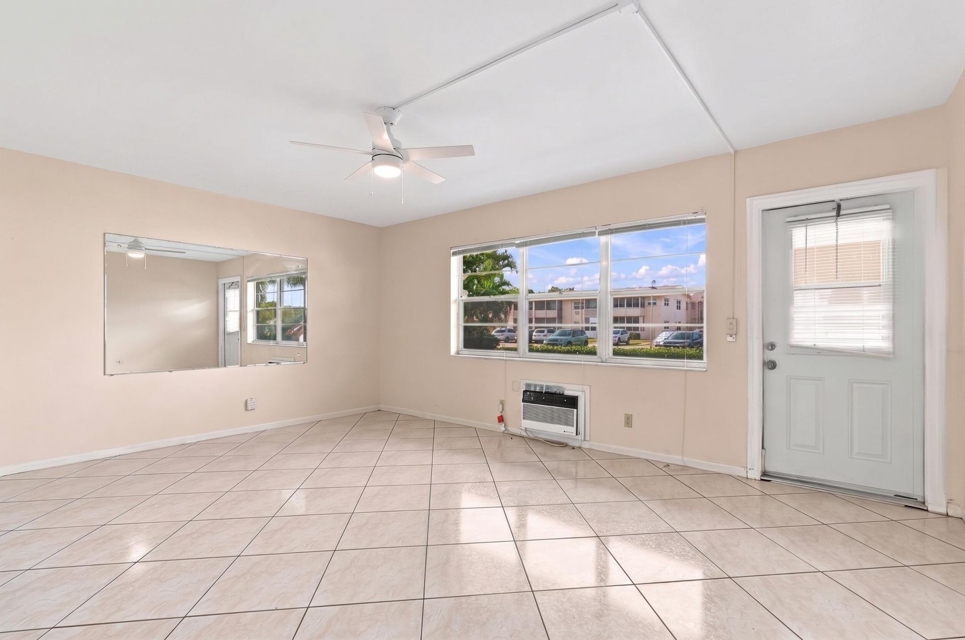98 Norwich E, West Palm Beach, FL 33417 Photo