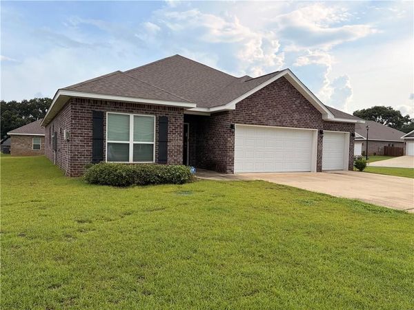 10551 Sand Dune Avenue, Mobile, AL 36695