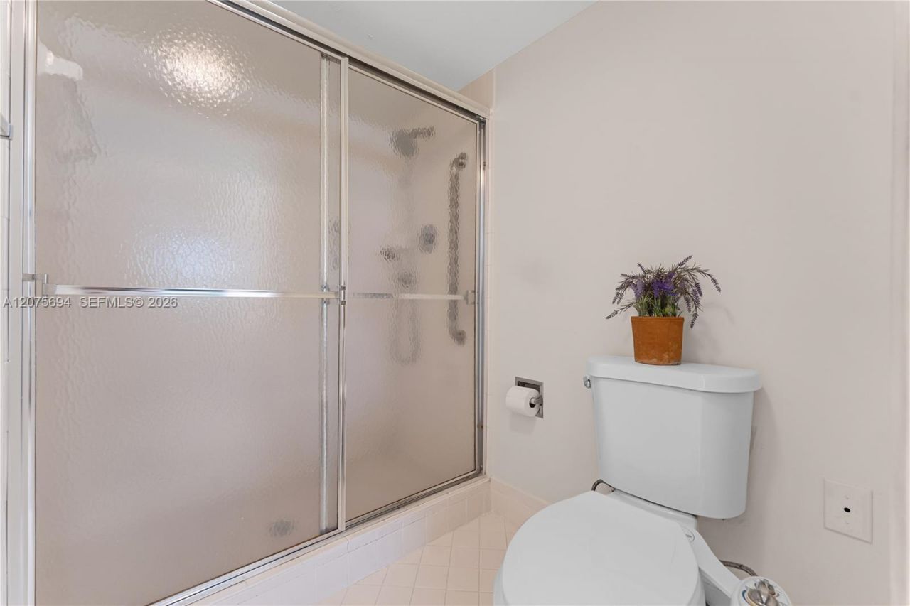 850 SW 138th Ave, Unit 213D, Pembroke Pines, FL 33027 Photo