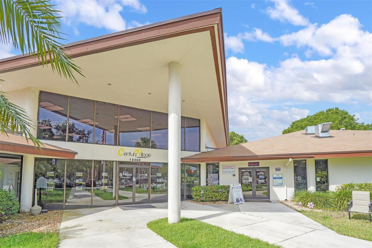850 SW 138th Ave, Unit 213D, Pembroke Pines, FL 33027 Photo