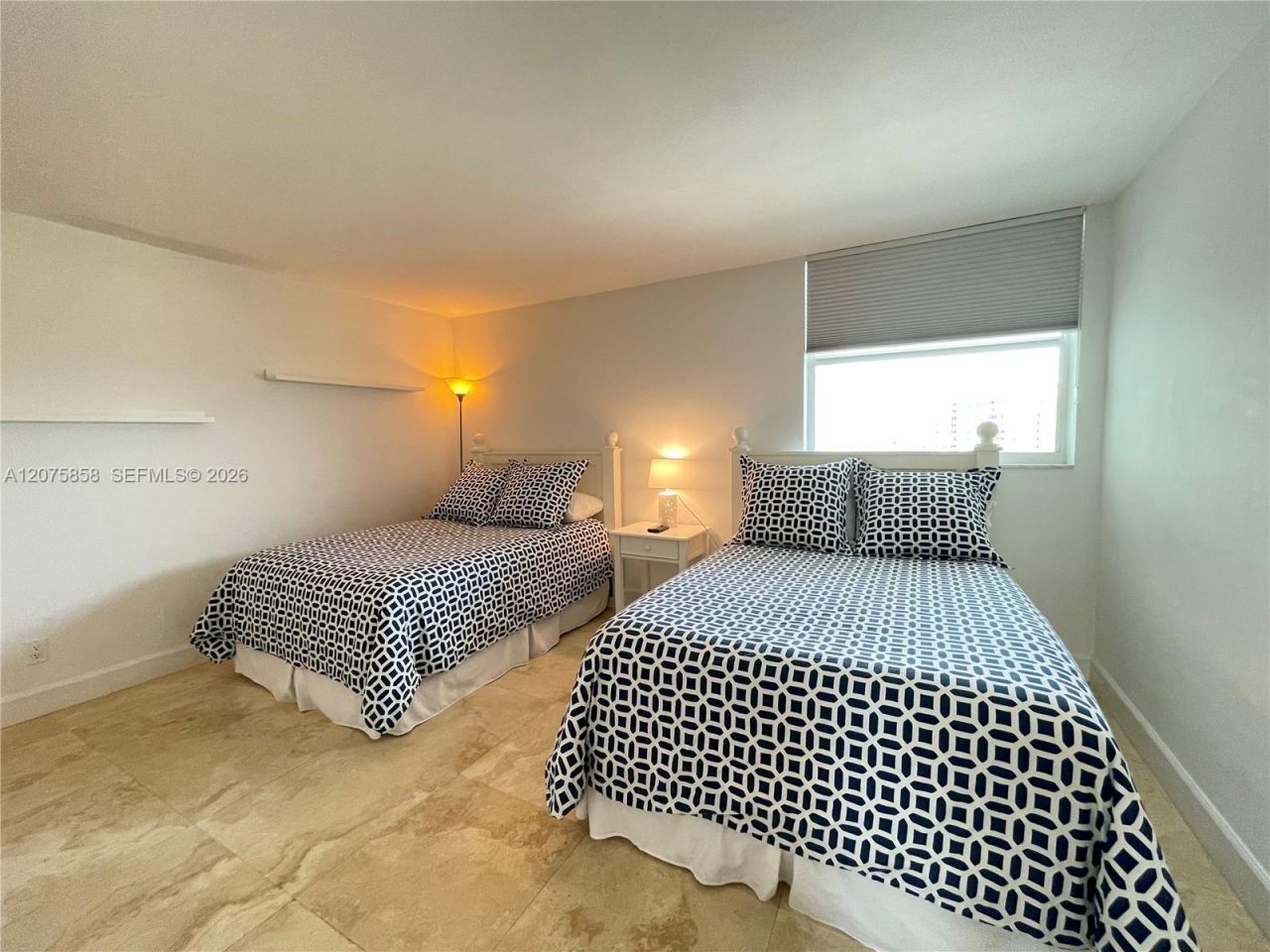 605 Ocean Dr , Unit 10L, Key Biscayne, FL 33149 Photo