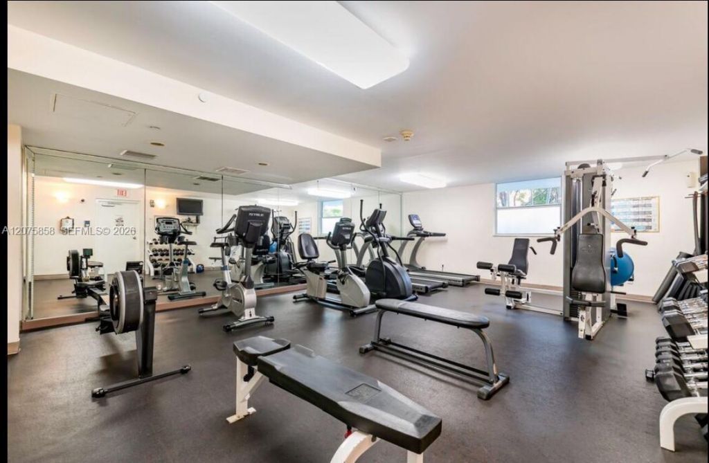 605 Ocean Dr , Unit 10L, Key Biscayne, FL 33149 Photo