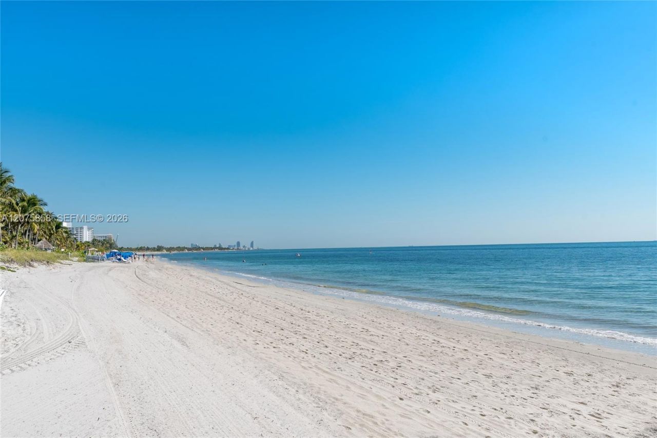 605 Ocean Dr , Unit 10L, Key Biscayne, FL 33149 Photo