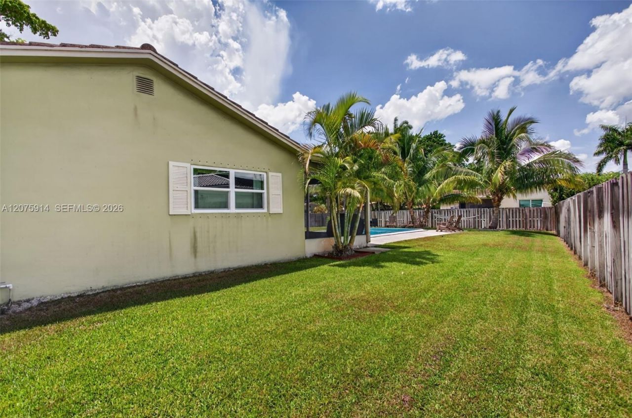 10320 NW 42nd Dr , Coral Springs, FL 33065 Photo