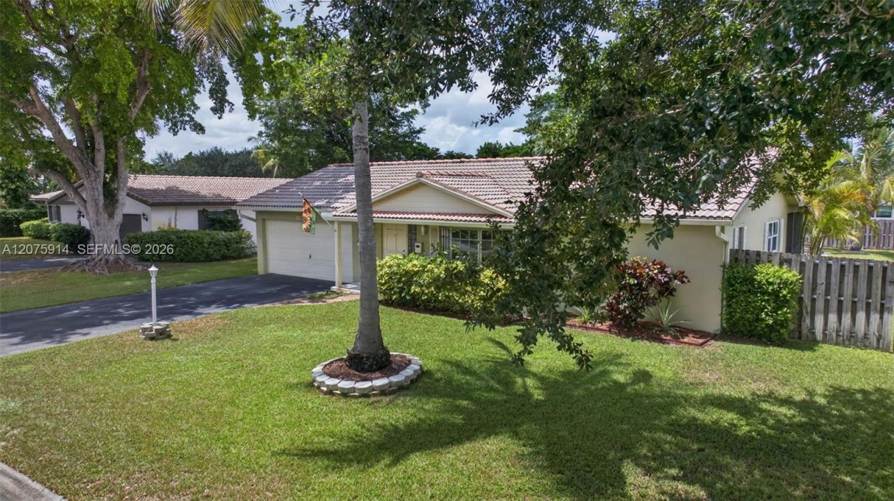 10320 NW 42nd Dr , Coral Springs, FL 33065 Photo