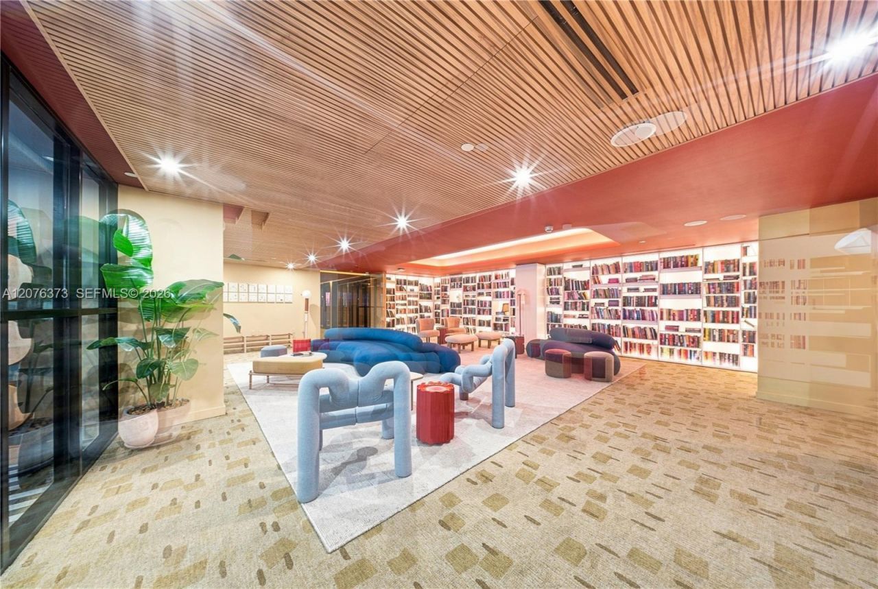 90 NE 32nd St , Unit 1013, Miami, FL 33127 Photo